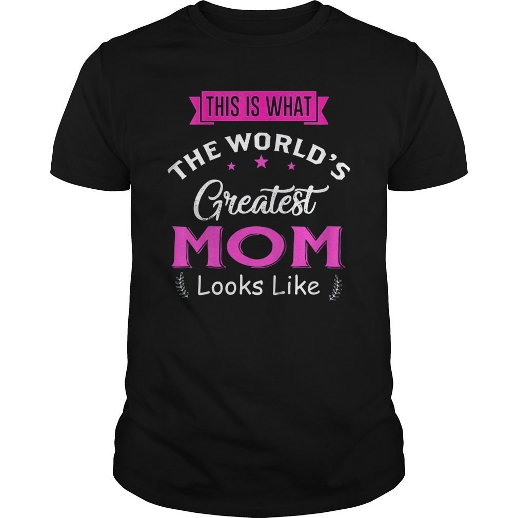 What World's Greatest Grandma Looks Like T-Shirt
